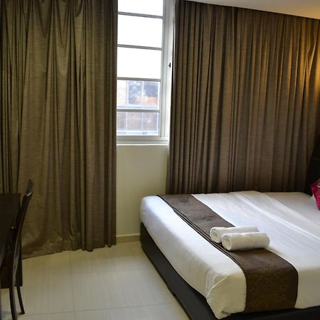 Eazy Hotel At Ampang Batu Empat Buitenkant foto
